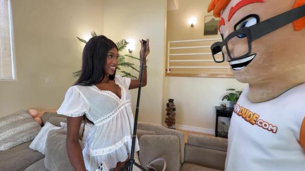 Porn Dude Casting – Poppy Cox