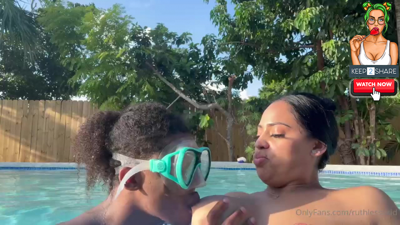 BarbieDollStef & Lil D – Poolside BBC Action